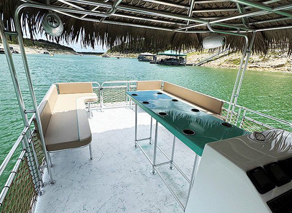 Tiki Vibes Party Boats gallery photo 3